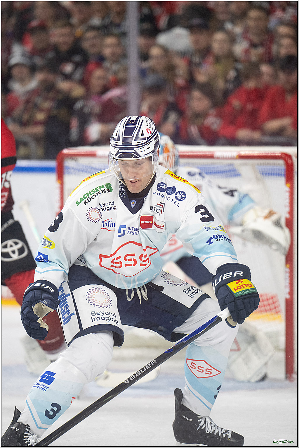 PENNY DEL 1; Kölner Haie - Dresdner Eislöwen; Koeln, 16.11.2025