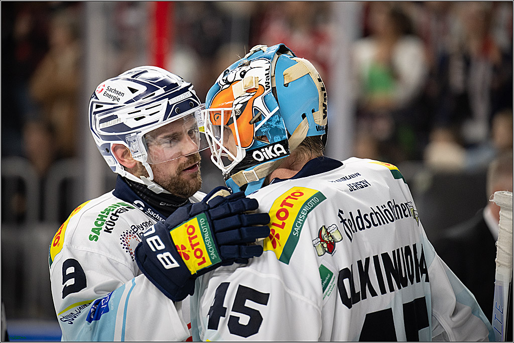 PENNY DEL 1; Kölner Haie - Dresdner Eislöwen; Koeln, 16.11.2025