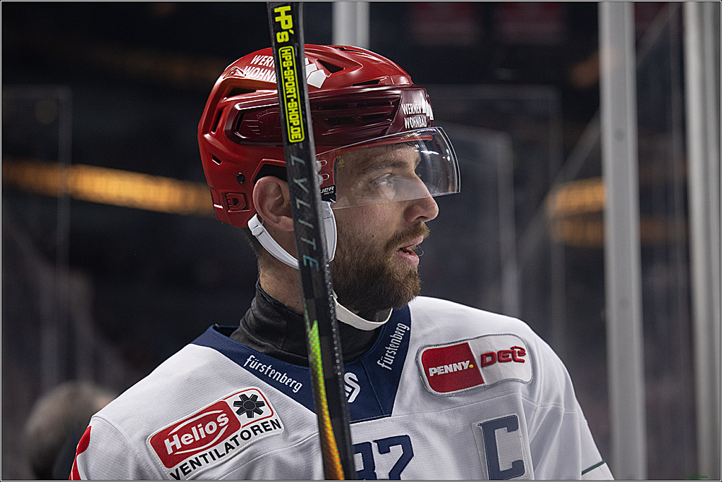 PENNY DEL 1; Kölner Haie - Schwenninger Wild Wings; Koeln, 23.11.2025