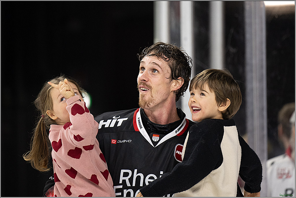 PENNY DEL 1; Kölner Haie - Schwenninger Wild Wings; Koeln, 23.11.2025