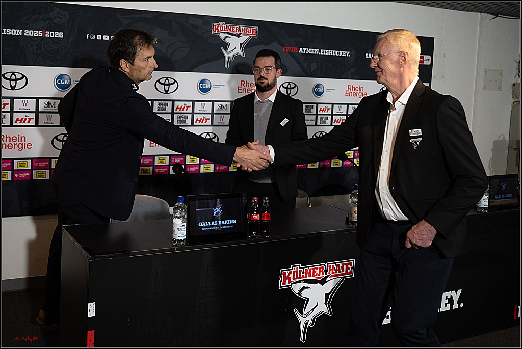 PENNY DEL 1; Kölner Haie - Adler Mannheim; Köln, 25.11.2025