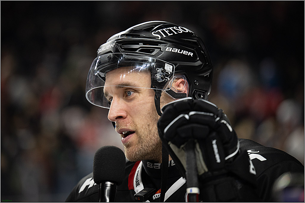 PENNY DEL 1; Kölner Haie - Adler Mannheim; Köln, 25.11.2025