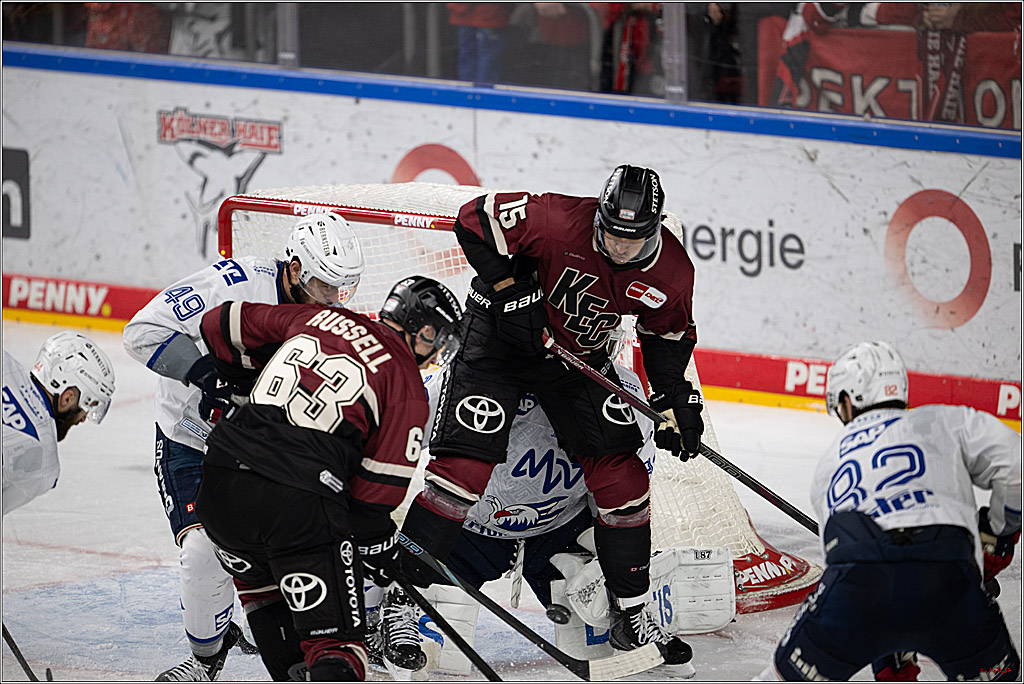 PENNY DEL 1; Kölner Haie - Adler Mannheim; Köln, 14.12.2025