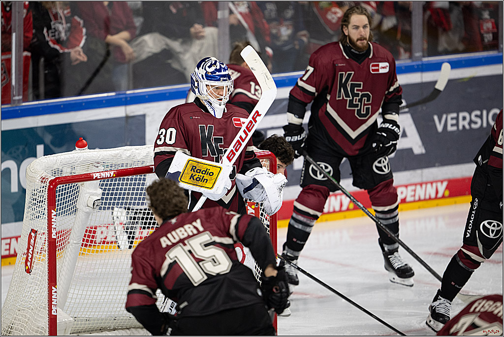 PENNY DEL 1; Kölner Haie - Adler Mannheim; Köln, 14.12.2025
