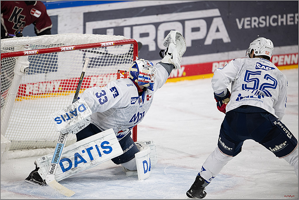 PENNY DEL 1; Kölner Haie - Adler Mannheim; Köln, 14.12.2025