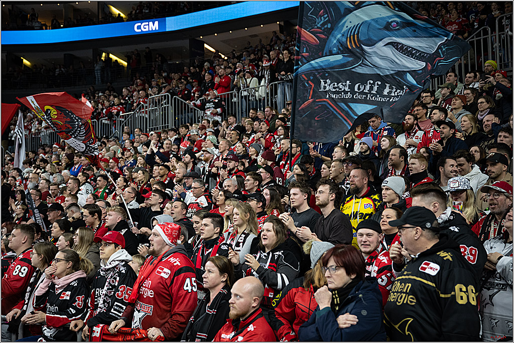 PENNY DEL 1; Kölner Haie - Adler Mannheim; Köln, 14.12.2025