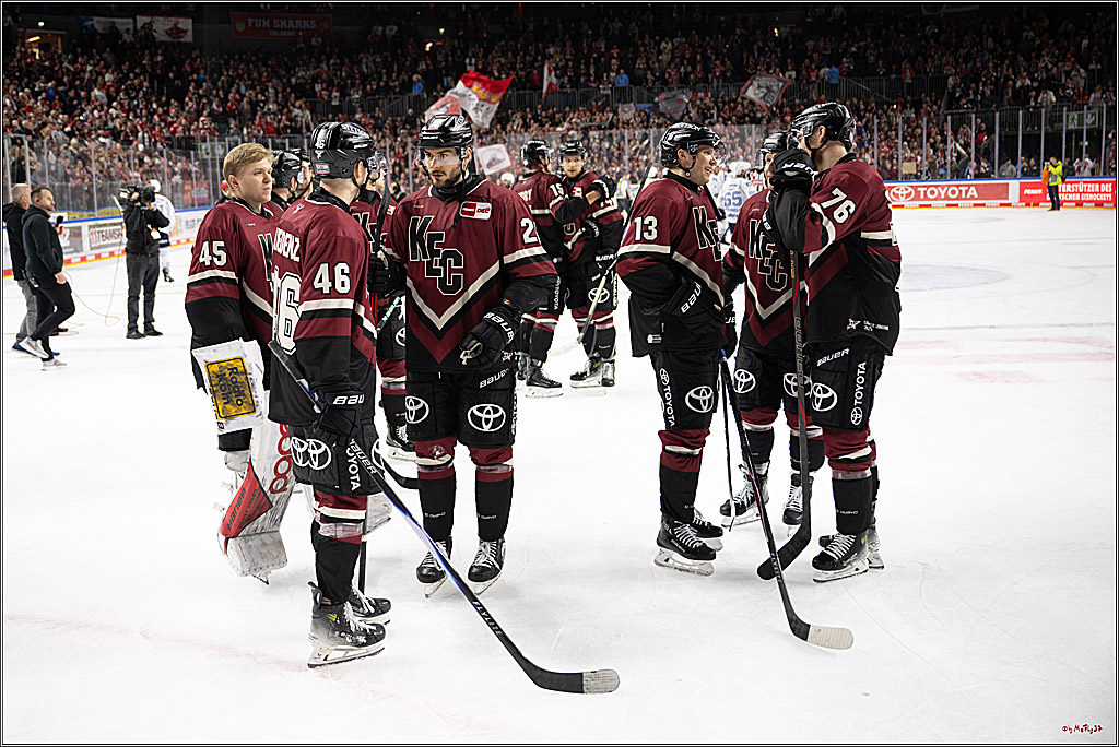 PENNY DEL 1; Kölner Haie - Adler Mannheim; Köln, 14.12.2025