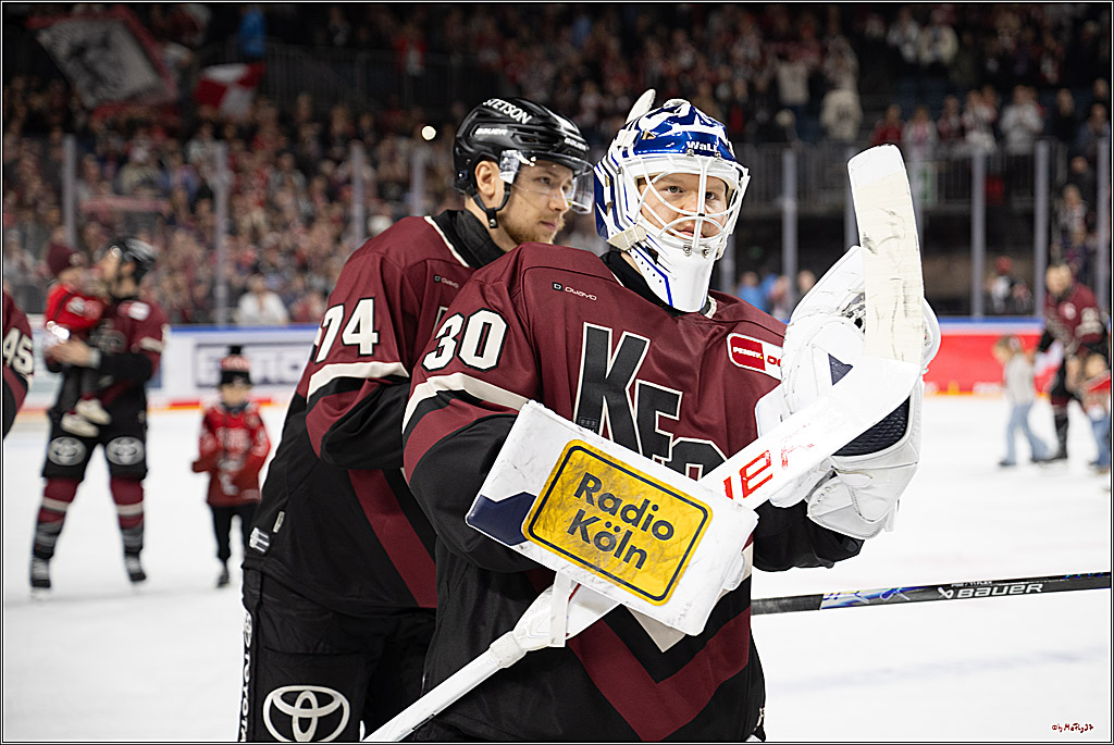PENNY DEL 1; Kölner Haie - Adler Mannheim; Köln, 14.12.2025
