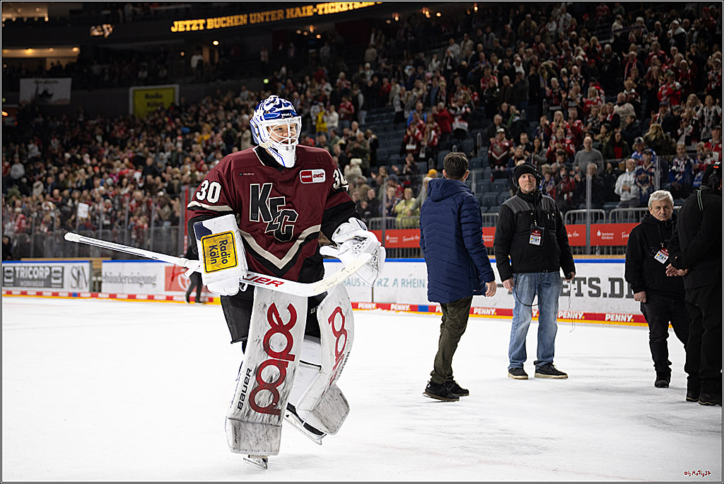 PENNY DEL 1; Kölner Haie - Adler Mannheim; Köln, 14.12.2025