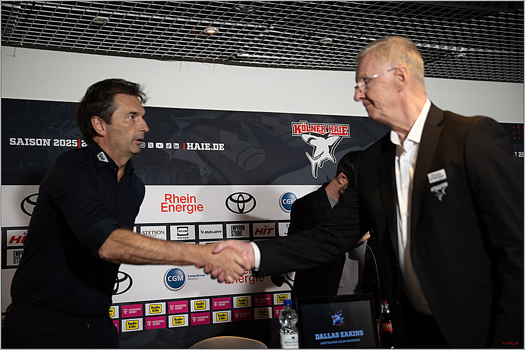 PENNY DEL 1; Kölner Haie - Adler Mannheim; Köln, 14.12.2025