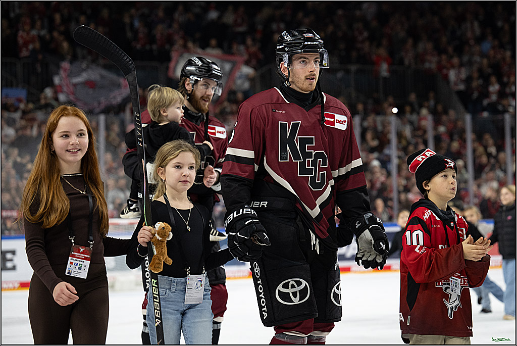 PENNY DEL; Kölner Haie-Adler Mannheim; Köln, 14.12.2025