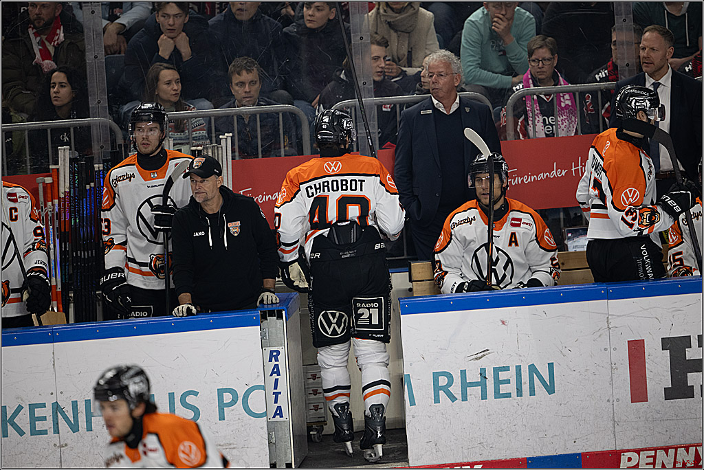 PENNY DEL 1; Kölner Haie - Grizzly Wolfsburg; Köln, 18.12.2025
