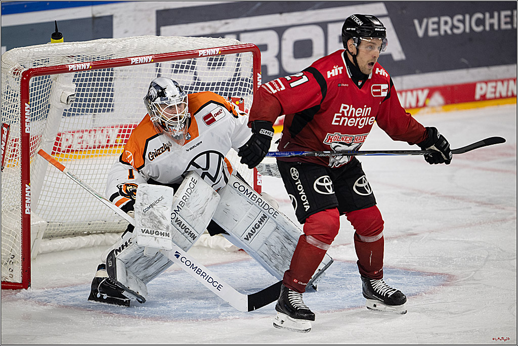 PENNY DEL; Kölner Haie - Grizzly Wolfsburg; Köln, 18.12.2025