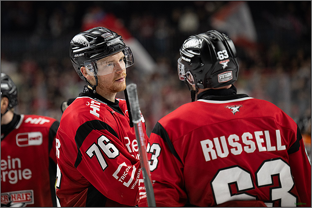 PENNY DEL; Kölner Haie-Grizzlys Wolfsburg; Köln, 18.12.2025