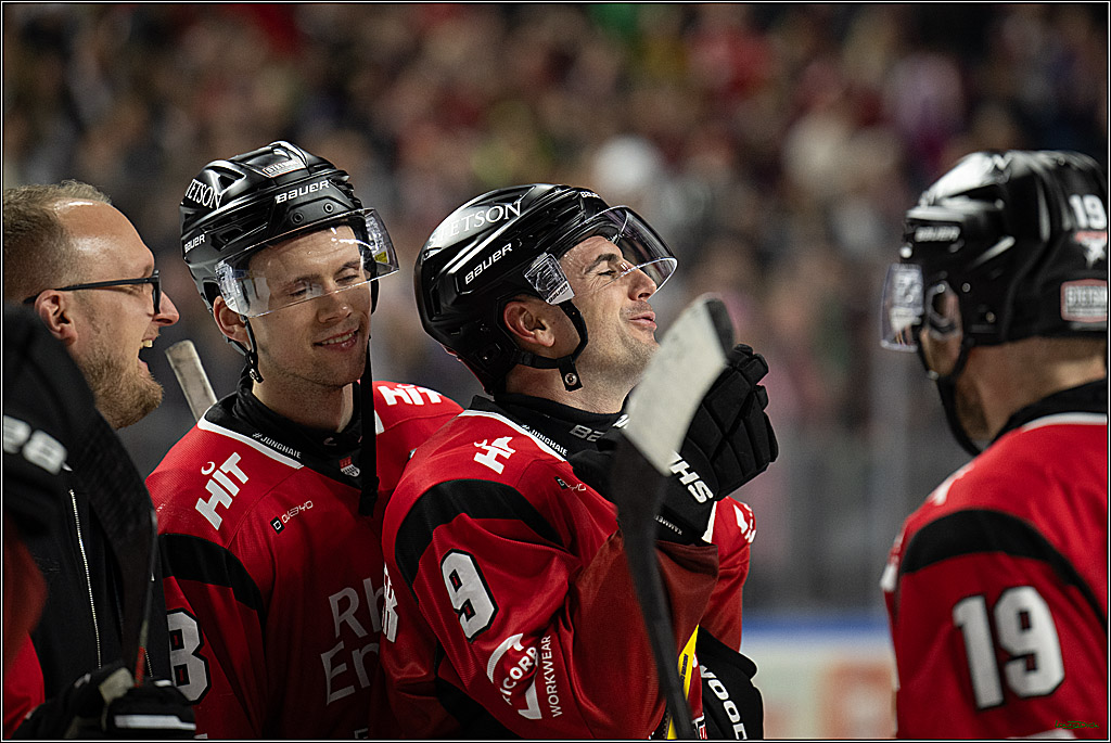 PENNY DEL; Kölner Haie-Grizzlys Wolfsburg; Köln, 18.12.2025