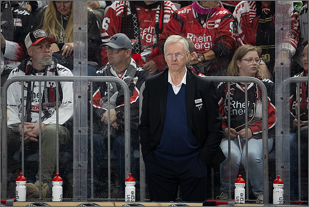 PENNY DEL: Kölner Haie - Fischtown Pinguins Bremerhaven; Köln, 26.12.2025