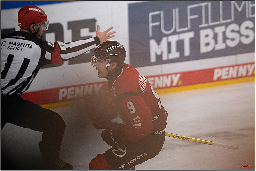 PENNY DEL: Kölner Haie - Fischtown Pinguins Bremerhaven; Köln, 26.12.2025