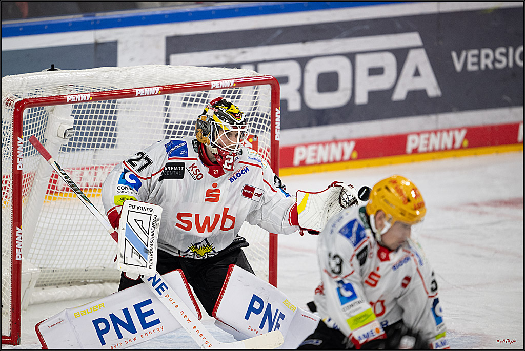 PENNY DEL: Kölner Haie - Fischtown Pinguins Bremerhaven; Köln, 26.12.2025