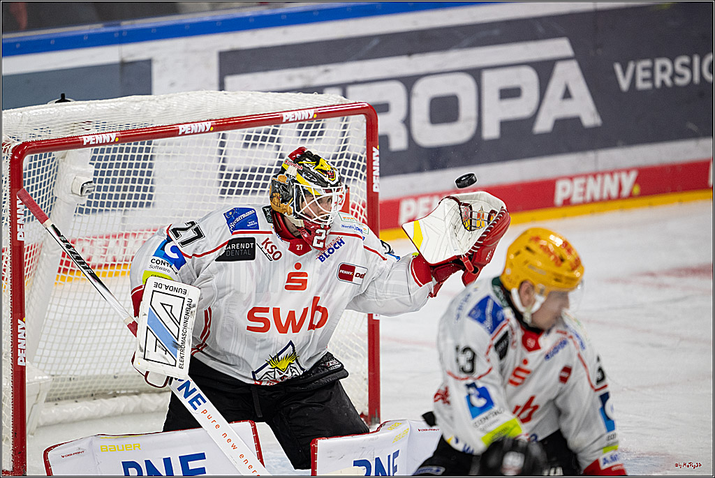 PENNY DEL: Kölner Haie - Fischtown Pinguins Bremerhaven; Köln, 26.12.2025