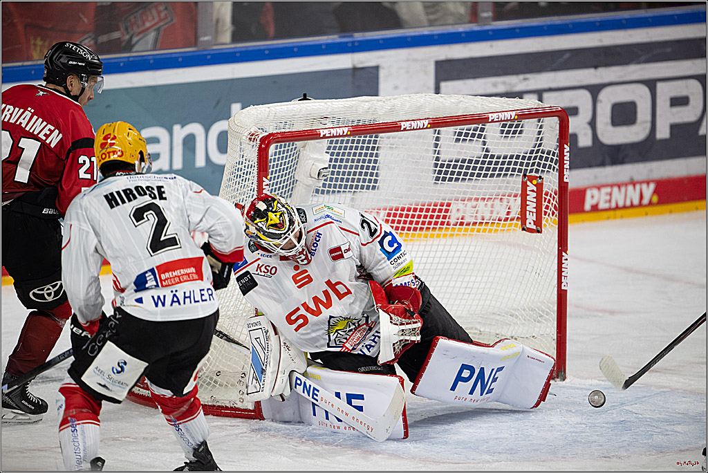 PENNY DEL: Kölner Haie - Fischtown Pinguins Bremerhaven; Köln, 26.12.2025