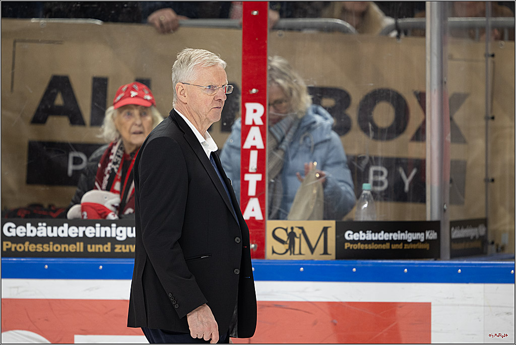 PENNY DEL: Kölner Haie - Fischtown Pinguins Bremerhaven; Köln, 26.12.2025