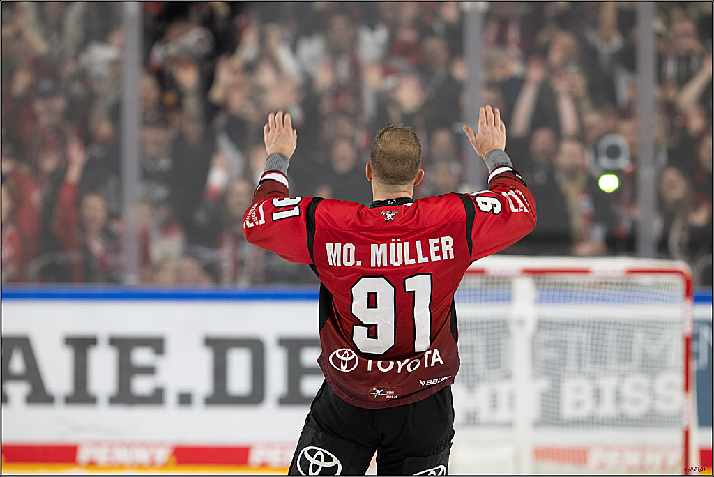 PENNY DEL: Kölner Haie - Fischtown Pinguins Bremerhaven; Köln, 26.12.2025