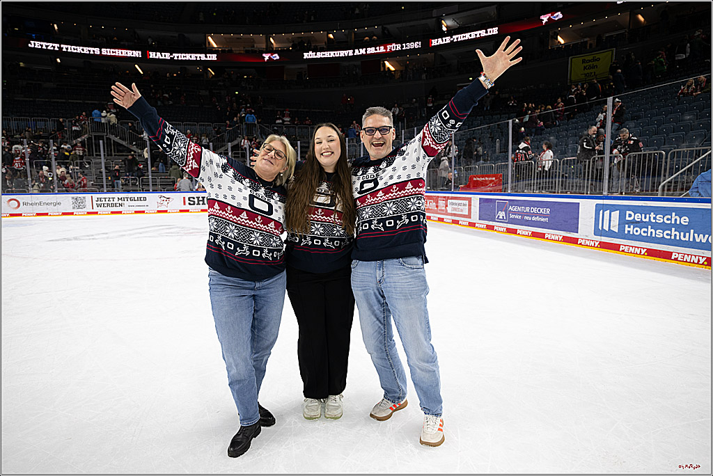 PENNY DEL: Kölner Haie - Fischtown Pinguins Bremerhaven; Köln, 26.12.2025