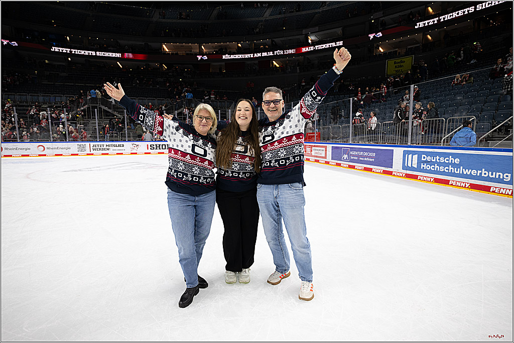 PENNY DEL: Kölner Haie - Fischtown Pinguins Bremerhaven; Köln, 26.12.2025