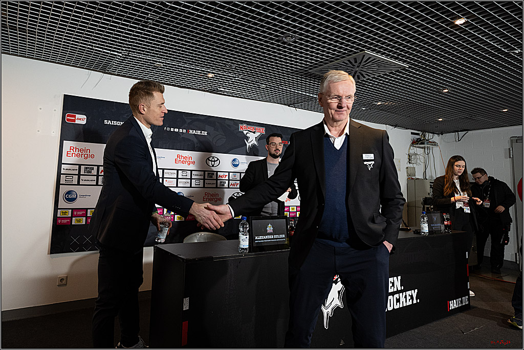 PENNY DEL: Kölner Haie - Fischtown Pinguins Bremerhaven; Köln, 26.12.2025