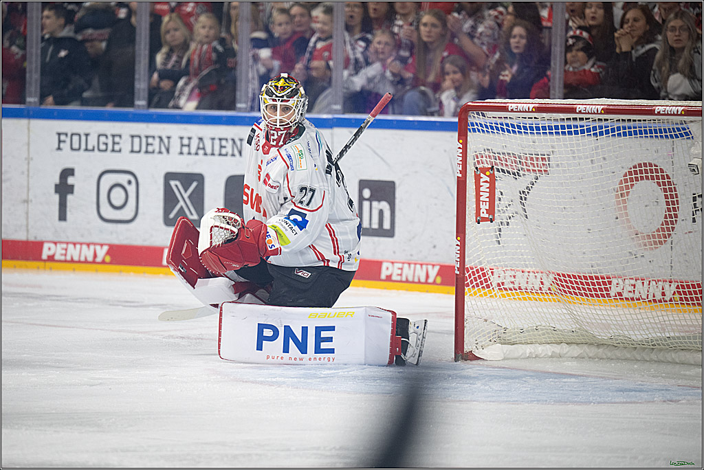 DEL: Kölner Haie - Fischtown Pinguins Bremerhaven; Köln, 26.12.2025