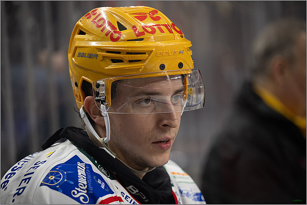 DEL: Kölner Haie - Fischtown Pinguins Bremerhaven; Köln, 26.12.2025