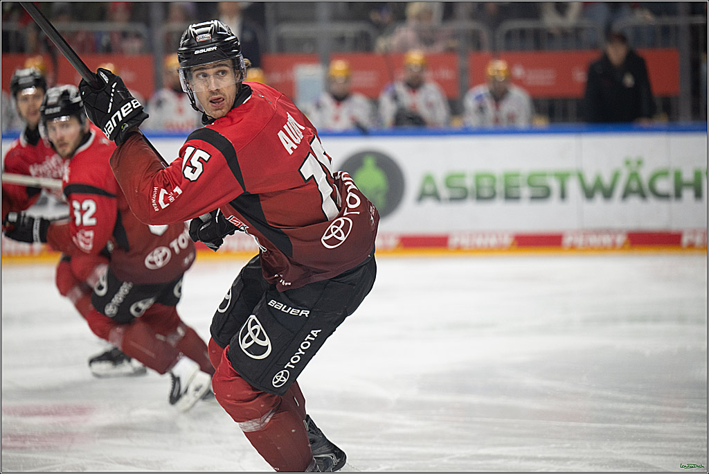 DEL: Kölner Haie - Fischtown Pinguins Bremerhaven; Köln, 26.12.2025