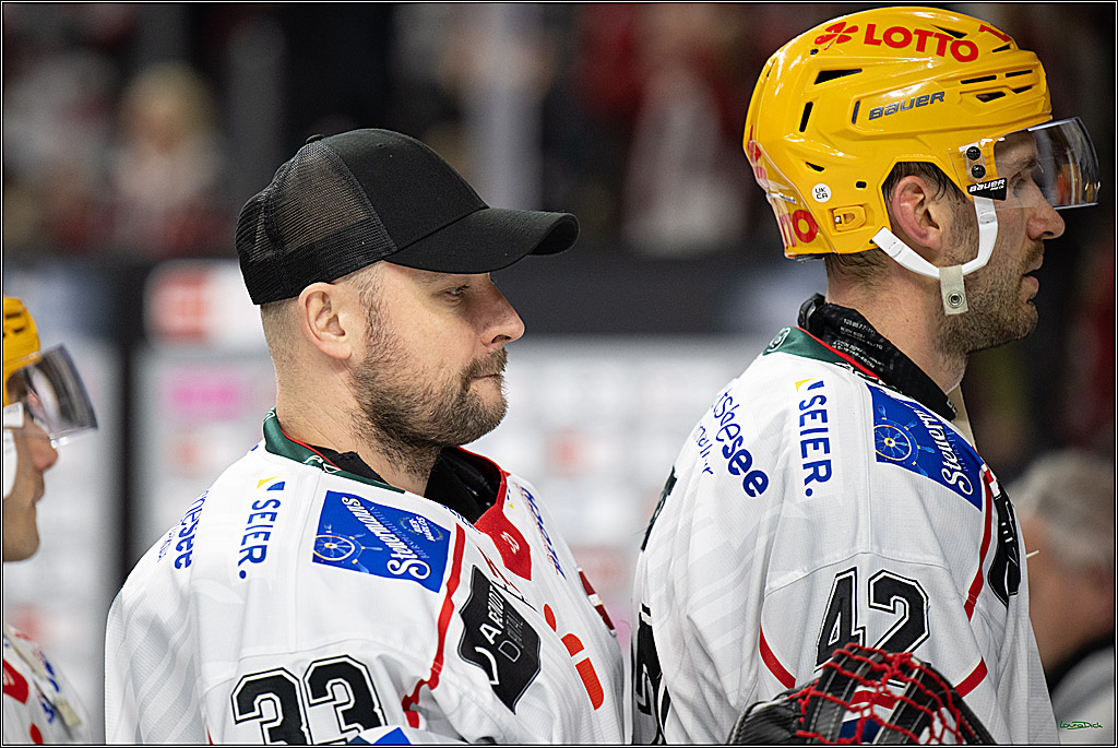 DEL: Kölner Haie - Fischtown Pinguins Bremerhaven; Köln, 26.12.2025