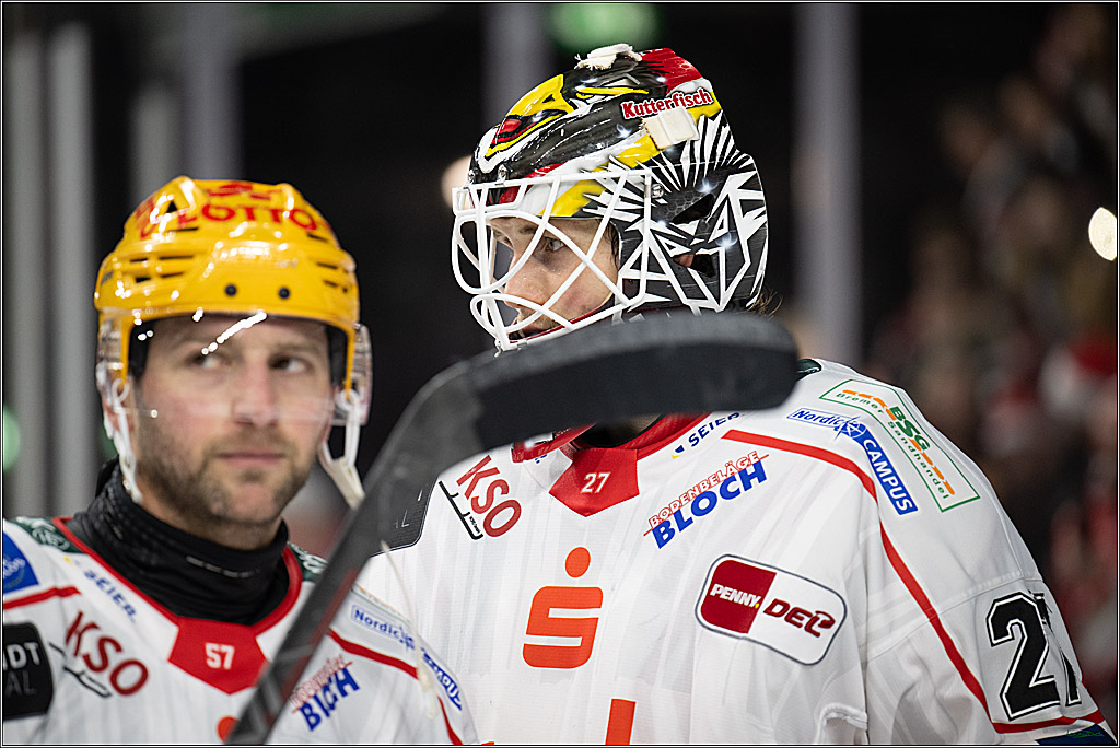 DEL: Kölner Haie - Fischtown Pinguins Bremerhaven; Köln, 26.12.2025