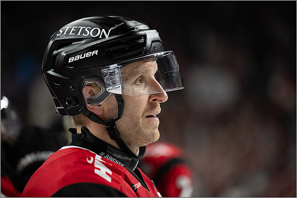 DEL: Kölner Haie - Fischtown Pinguins Bremerhaven; Köln, 26.12.2025