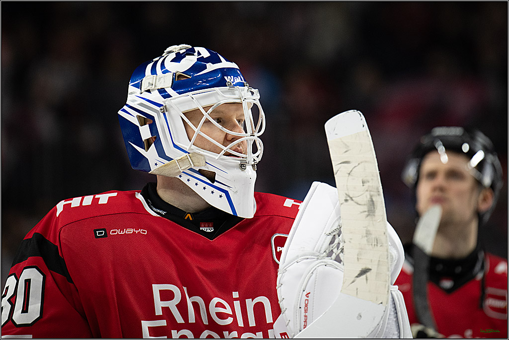 DEL: Kölner Haie - Fischtown Pinguins Bremerhaven; Köln, 26.12.2025