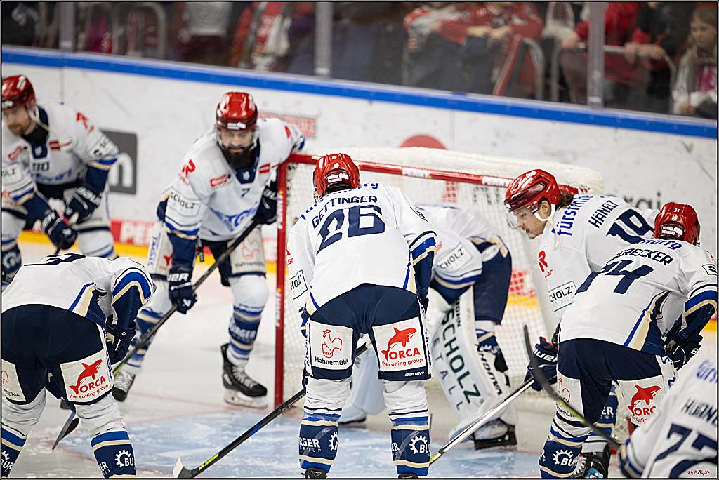 PENNY DEL: Kölner Haie - Schwenninger Wild Wings; Köln, 28.12.2025
