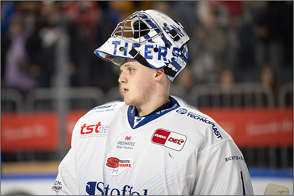 PENNY DEL 1; Kölner Haie - Straubing Tigers; Köln, 02.01.2026