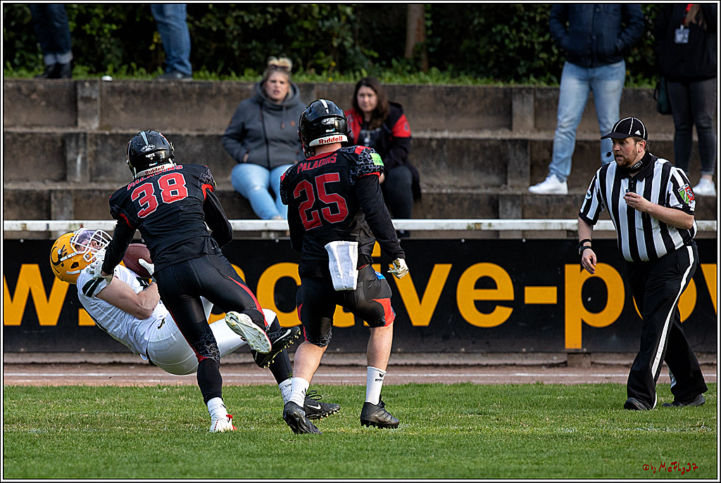 GFL - Charity Bowl, Solingen Paladins vs Cologne Crocodiles, 30.04.2022