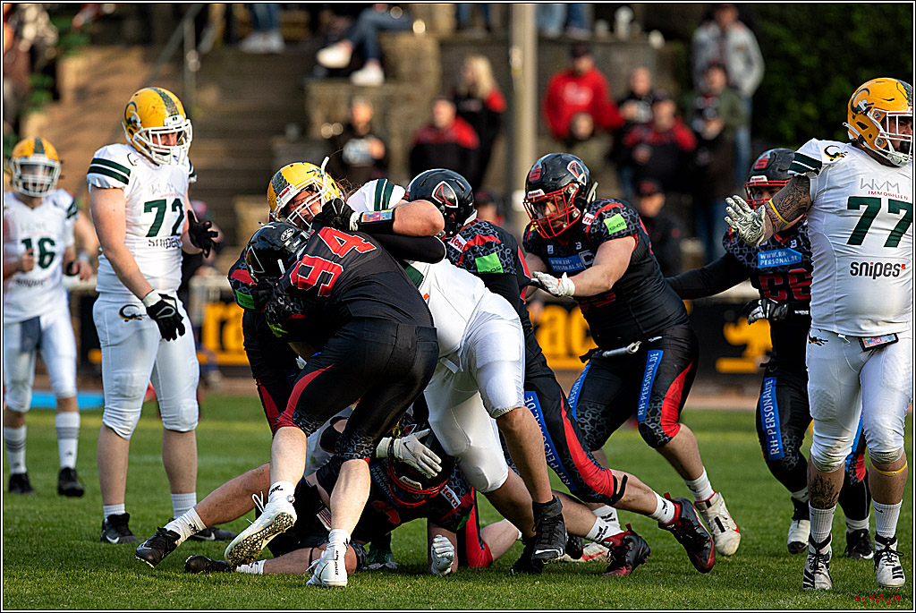 GFL - Charity Bowl, Solingen Paladins vs Cologne Crocodiles, 30.04.2022