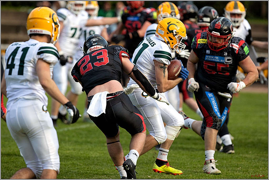 GFL - Charity Bowl, Solingen Paladins vs Cologne Crocodiles, 30.04.2022