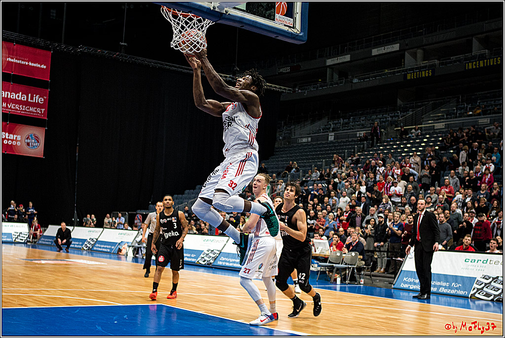 2. Basketball-Bundesliga ProA, RheinStars Koeln vs. Nuernberg Falcons BC; Koeln, 05.12.2016
