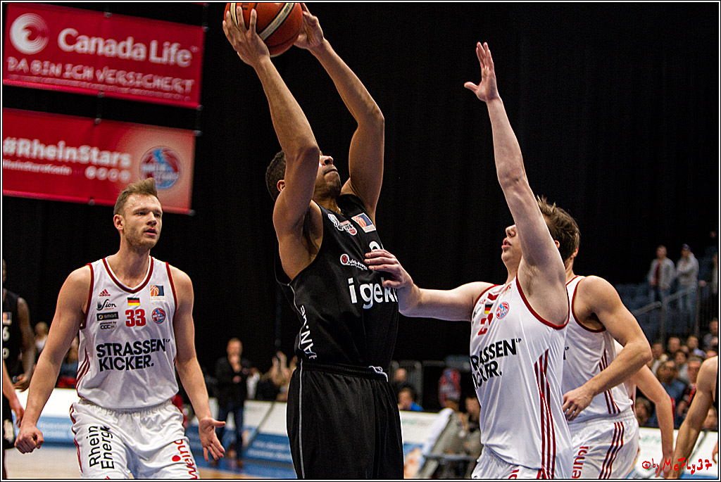 2. Basketball-Bundesliga ProA, RheinStars Koeln vs. Nuernberg Falcons BC; Koeln, 05.12.2016