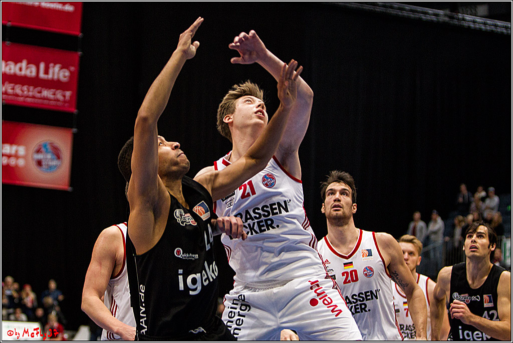 2. Basketball-Bundesliga ProA, RheinStars Koeln vs. Nuernberg Falcons BC; Koeln, 05.12.2016