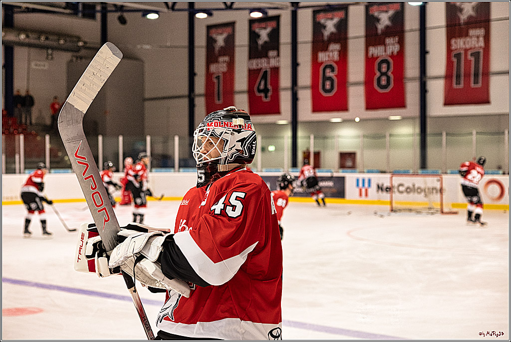 PENNY DEL 1. Testspiel Koelner Haie - SC Bern; Koeln, 25.08.2023