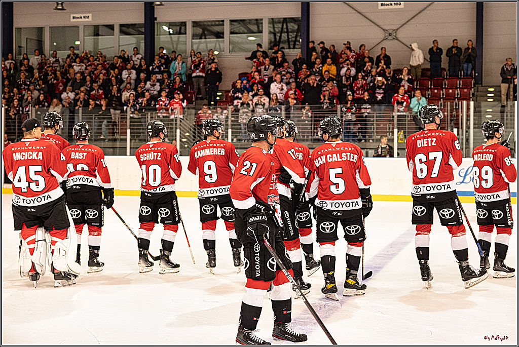 PENNY DEL 1. Testspiel Koelner Haie - SC Bern; Koeln, 25.08.2023