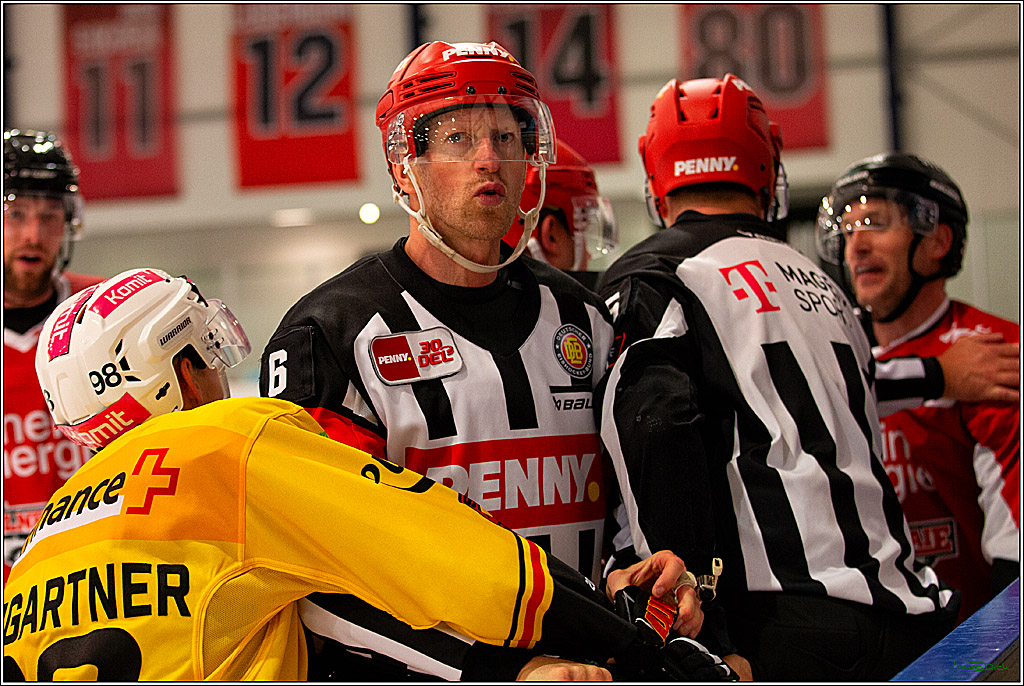 PENNY DEL; Testspiel Koelner Haie- SC Bern; Koeln, 25.08.2023