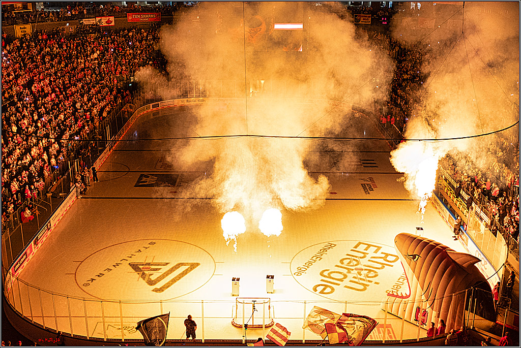 PENNY DEL 1. Koelner Haie - ERC Ingolstadt; Koeln, 17.09.2023