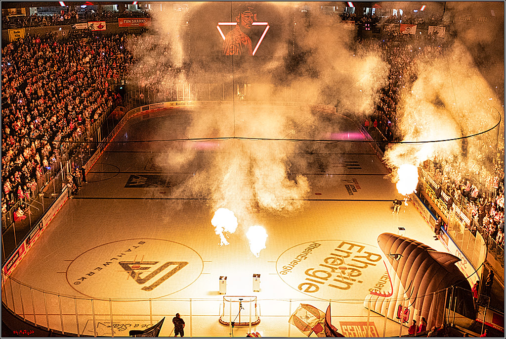 PENNY DEL 1. Koelner Haie - ERC Ingolstadt; Koeln, 17.09.2023