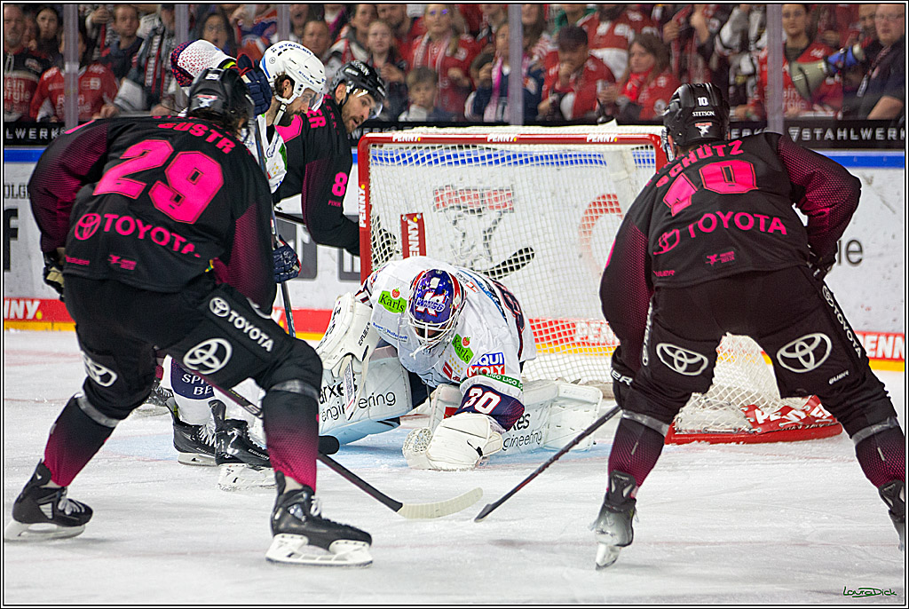 PENNY DEL; Koelner Haie- Eisbaeren Berlin; Koeln, 06.10.2023